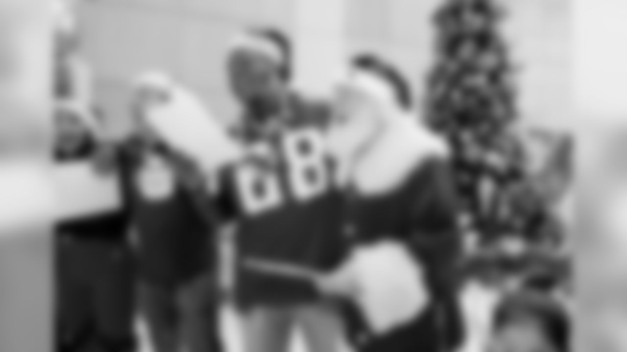 AF_20191217_Holiday-Caroling-CHOA-ScottishRite_KH1_3396