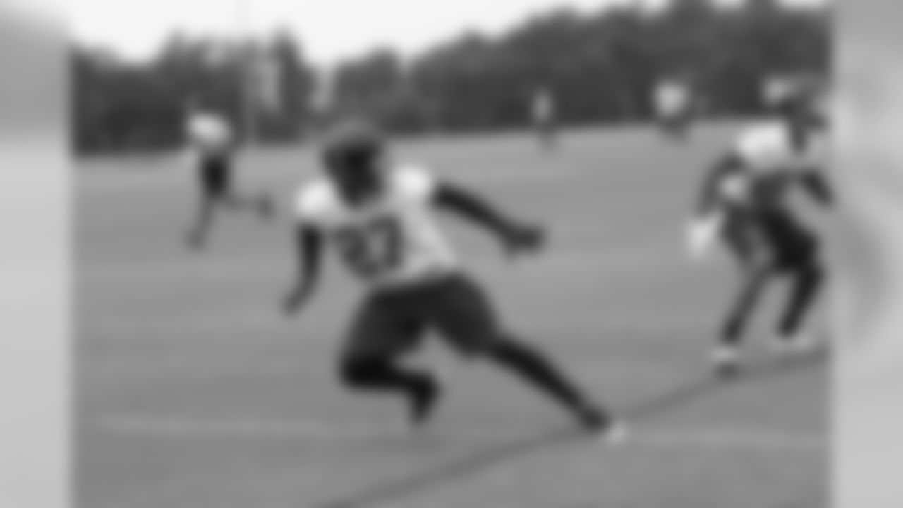 CB Robert McClain