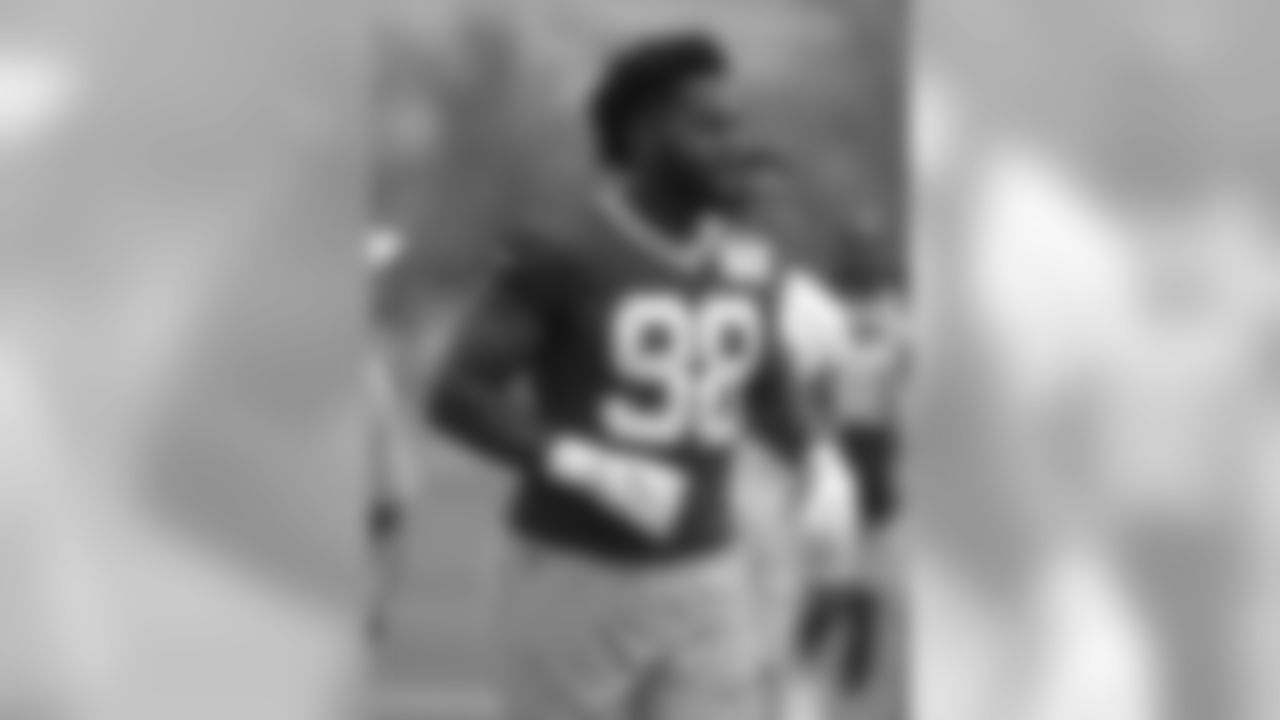 DE Chris Odom