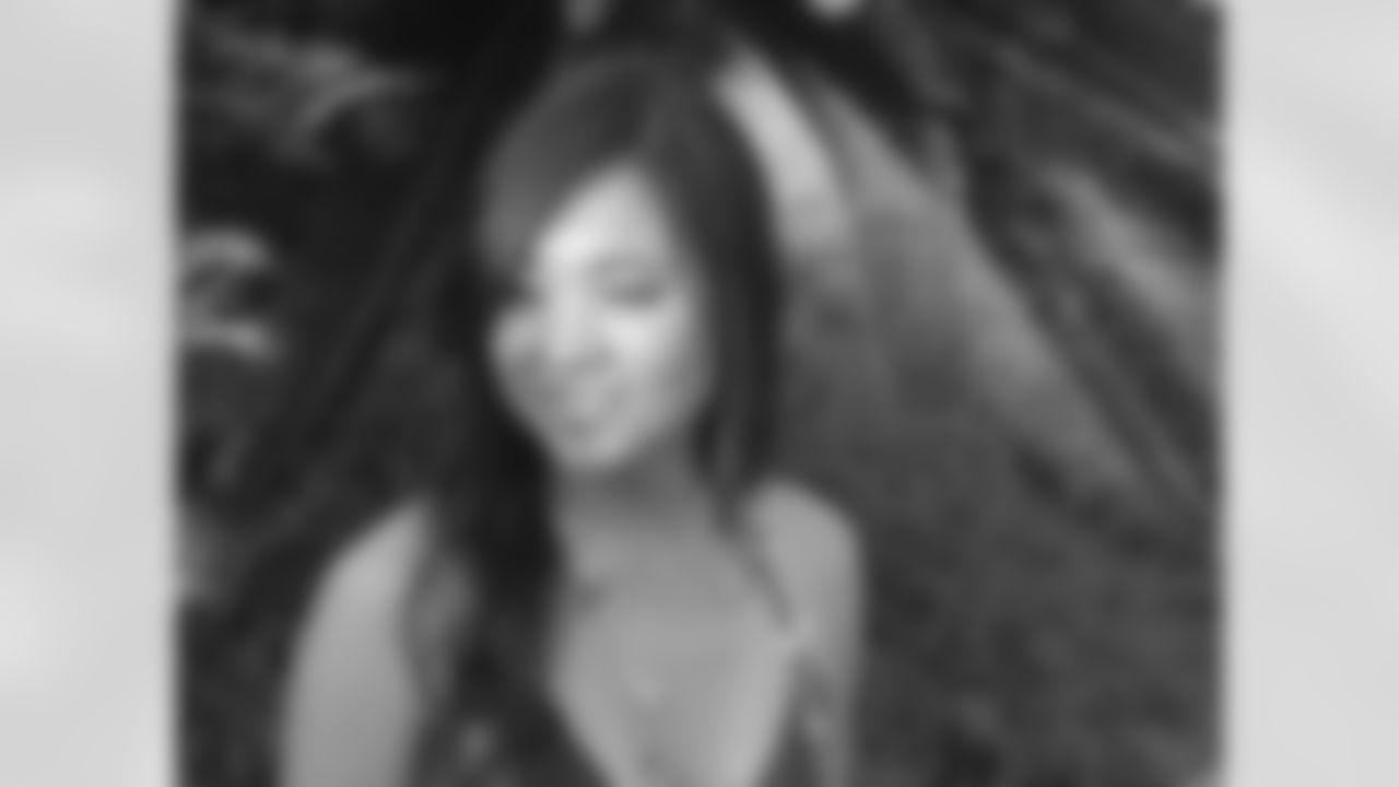 Cindy L. // Atlanta Falcons Cheerleaders Swimsuit Calendar Photo Shoot - Day 1 // 5/26/11 // Bermuda -