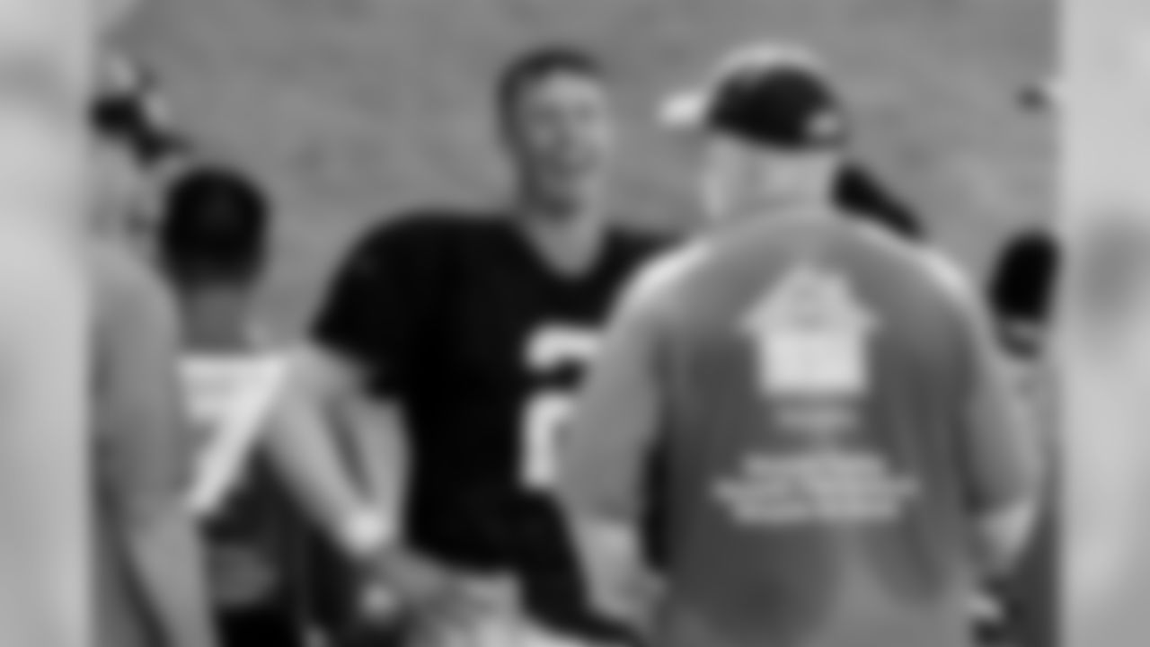 July 27, 2019 - QB Matt Ryan talks to head coach Dan Quinn during halftime on the fifth day of practice. (Photo by Kara Durrette/Atlanta Falcons)