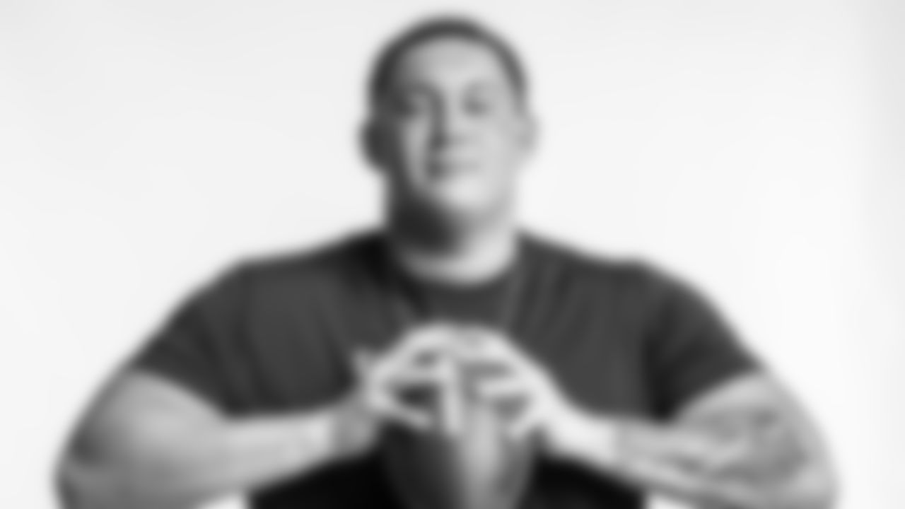 Michigan offensive lineman Jalen Mayfield poses for a portrait Saturday March 13, 2021 in Pensacola, FL. (Todd Rosenberg via AP)