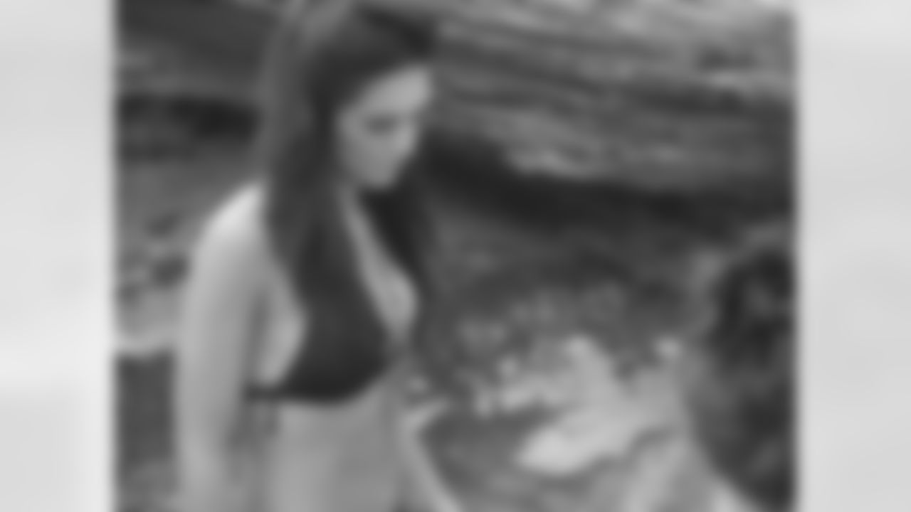 Alice F. // 2011 Atlanta Falcons Cheerleaders Swimsuit Calendar Photo Shoot // 2011 // Bermuda -