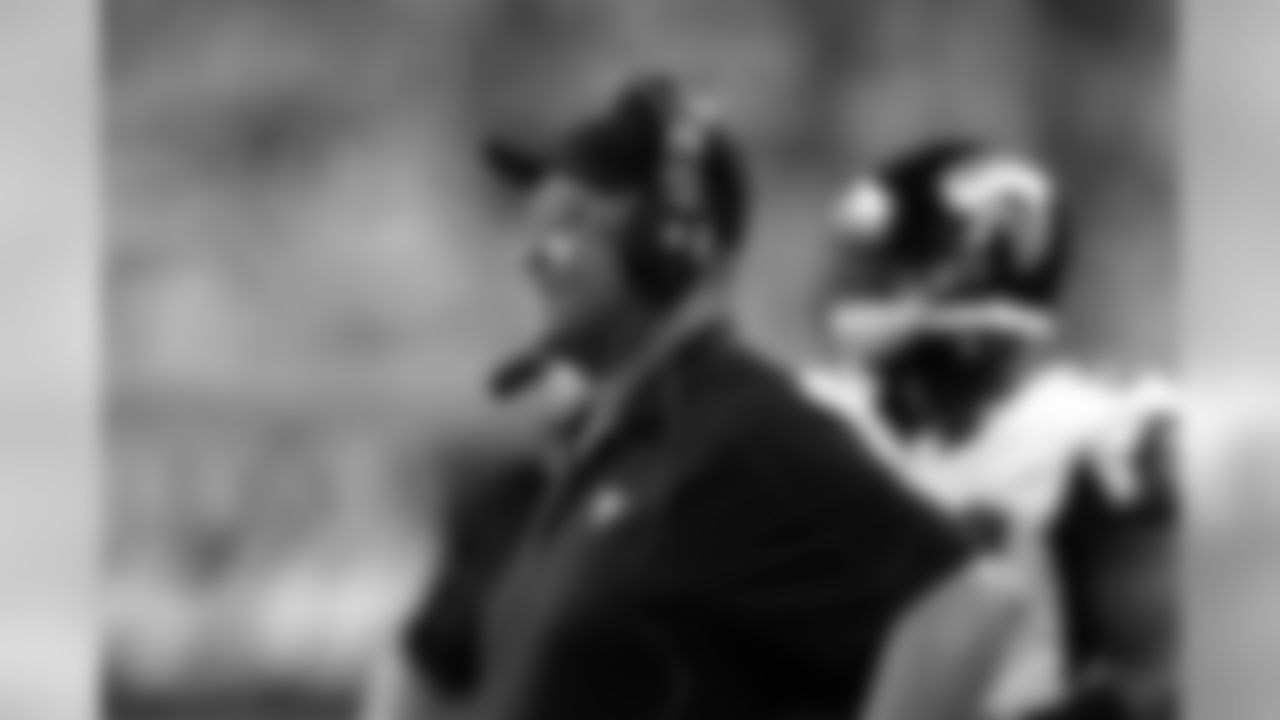 After a five-year playing career, Falcons wide receivers coach Terry Robiskie started his coaching career with Oakland in 1982. He joined Atlanta's staff in 2008 and earlier this month he was named assistant head coach.