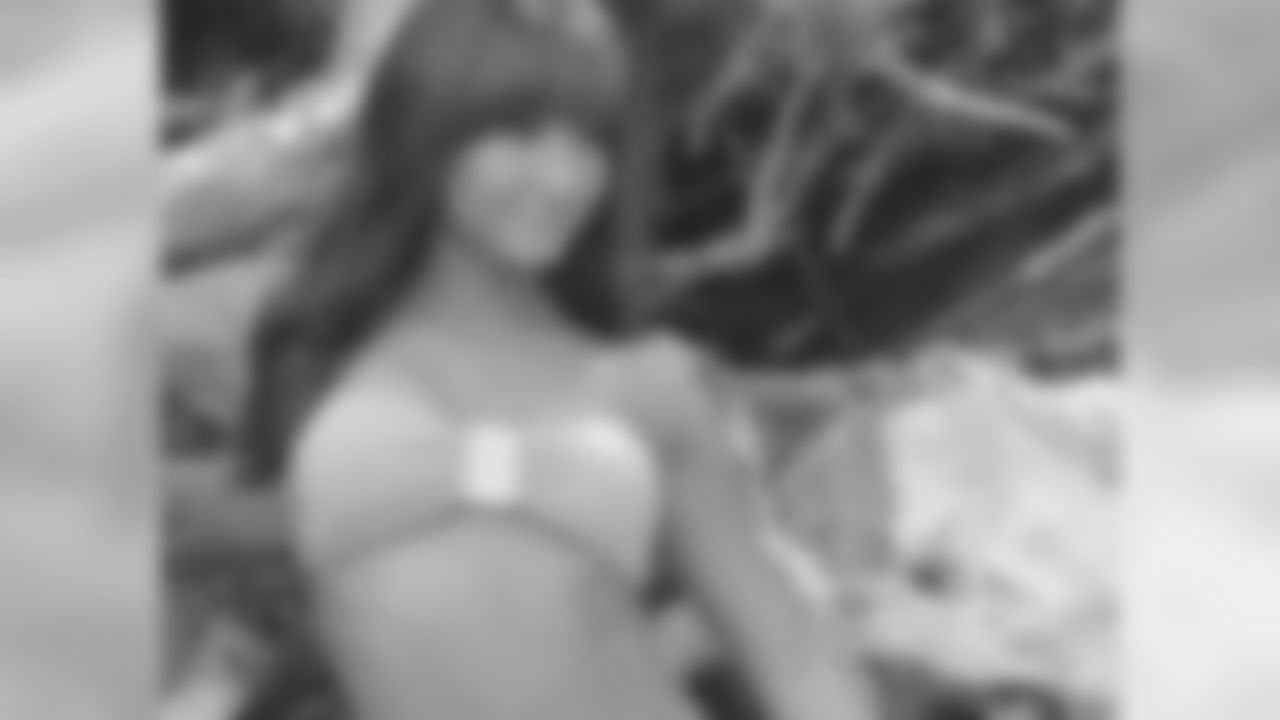 Natalie S. // 2011 Atlanta Falcons Cheerleaders Swimsuit Calendar Photo Shoot // 2011 // Bermuda -