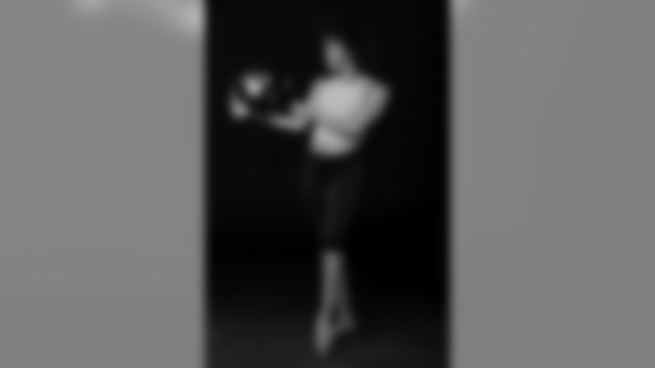 Shanise L. - Dance Teacher