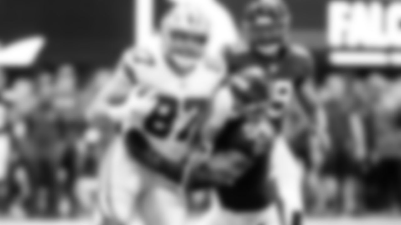 LB Foye Oluokun