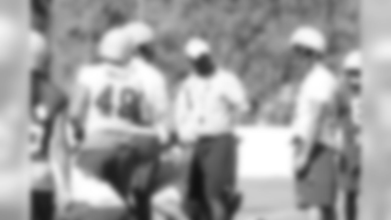 Special teams coordinator Keith Armstrong gives directions