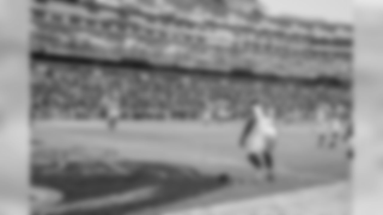 WR Julio Jones keeps going for his first touchdown of the 2018 season.