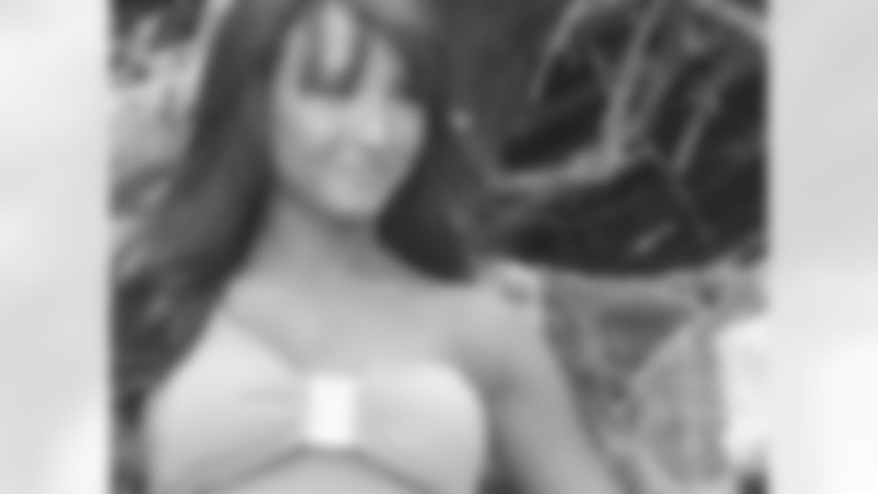 Natalie S. // 2011 Atlanta Falcons Cheerleaders Swimsuit Calendar Photo Shoot // 2011 // Bermuda -