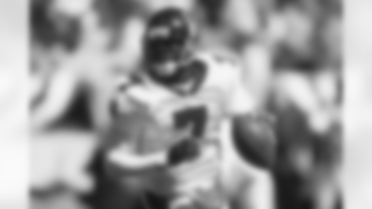 2001: Michael Vick (7)