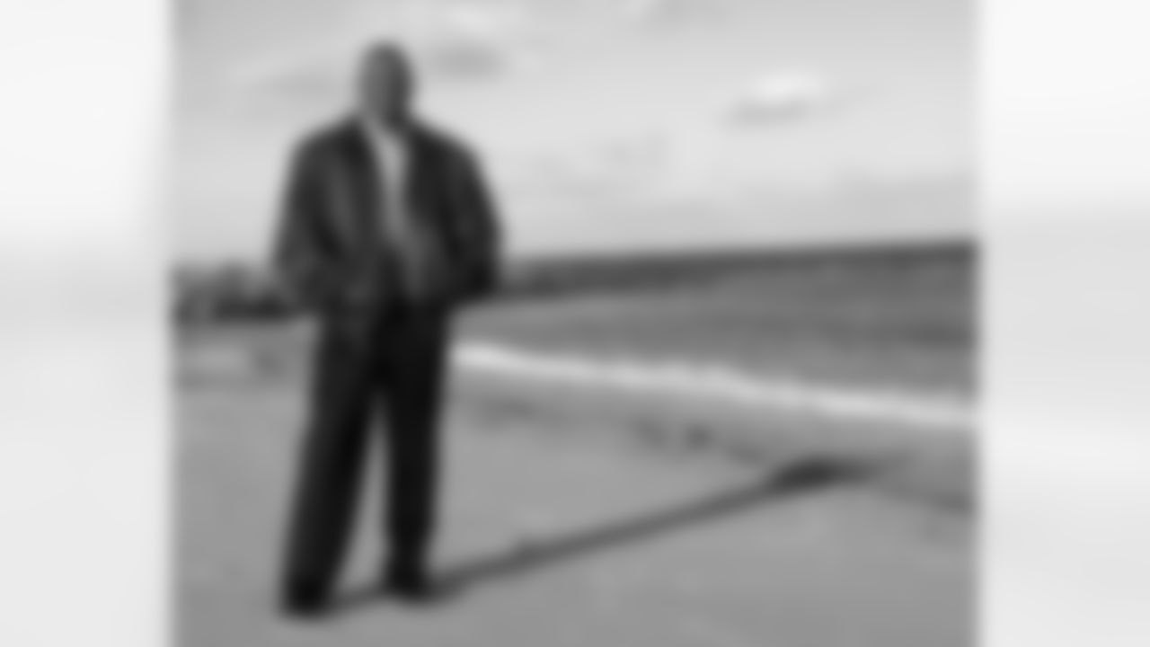Former NFL lineman, Roy Simmons, who is one of three former NFL players to openly admit their being gay, has written a book, Out of Bounds, about his life and is seen here on Inkwell Beach in Oak Bluffs , Mass., Thursday, Jan. 26, 2006. (AP Photo/Robert E. Klein)
