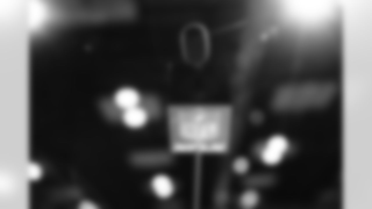 E_msx15889