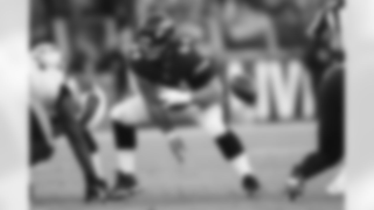 C Tyler Linderbaum - Baltimore Ravens (2022)