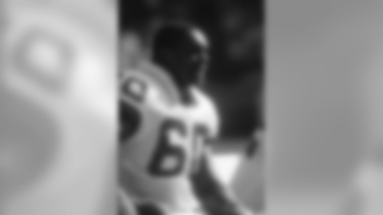 OL Eric Moore, 1988, 10th overall, IndianaGiants career (1988-1993): Played 75 games with the Giants and made 68 starts. Total career (1988-1995): Moore went on to play for Cincinnati, Cleveland, and Miami, finishing his career with 84 games played and 74 starts.