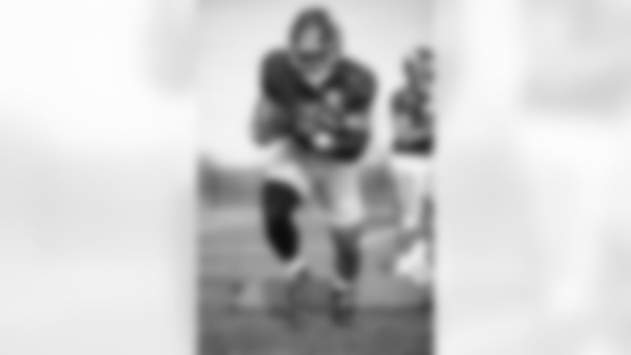 Saquon Barkley (26)