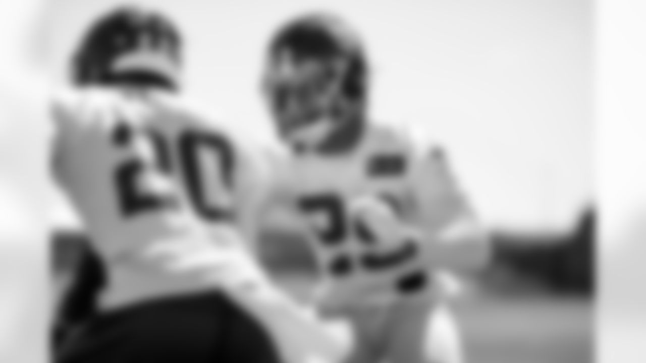 Xavier McKinney (29)