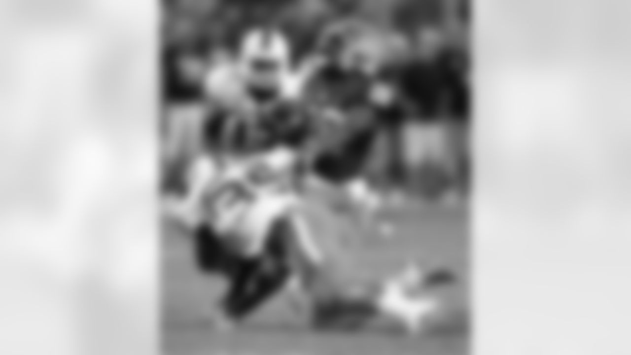 DE Olivier Vernon Class: 2009 High School: American (Miami, Fla.) Rating: Four-star by Rivals, No. 11 DE Choices: Alabama, Florida State, Miami, South Carolina, South Florida Committed: Miami