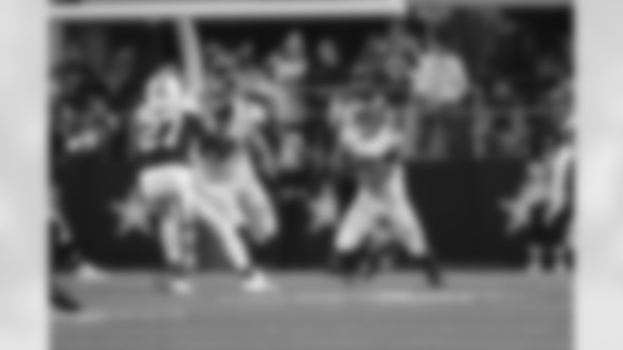 Saquon Barkley (26)