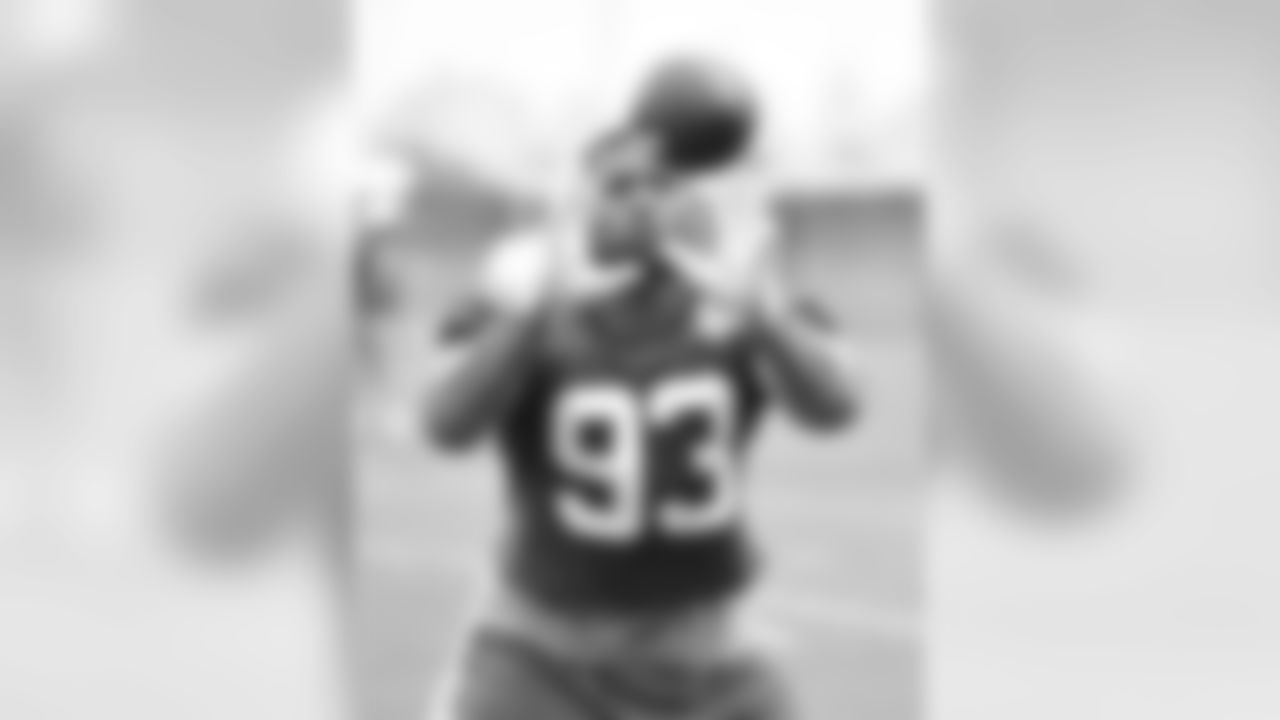 LB B.J. GOODSONAfter playing only 13 defensive snaps as a rookie, Goodson is in line to start at middle linebacker. The fourth-round draft pick had the benefit of learning from Giants legend Antonio Pierce, who spent time as a coaching intern in the offseason.