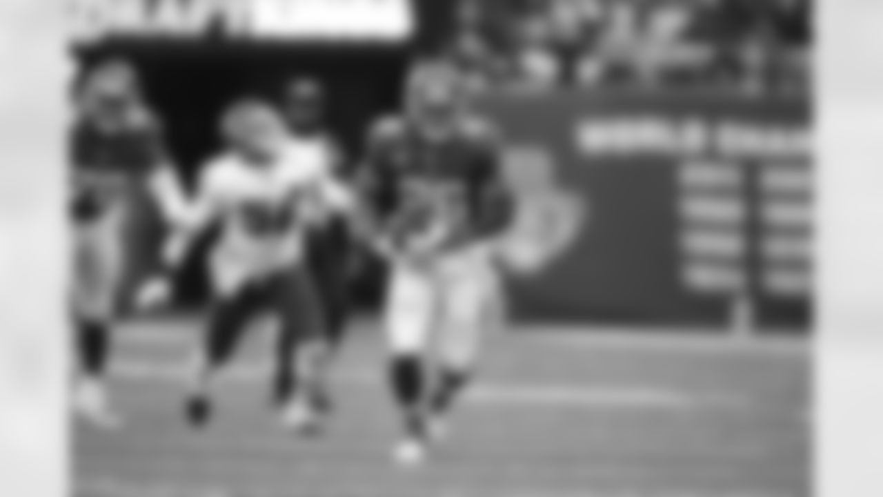 New York Giants running back Saquon Barkley (26) during a week 18 football game against the Washington Football Team on Sunday January 9th, 2021 in East Rutherford, New Jersey