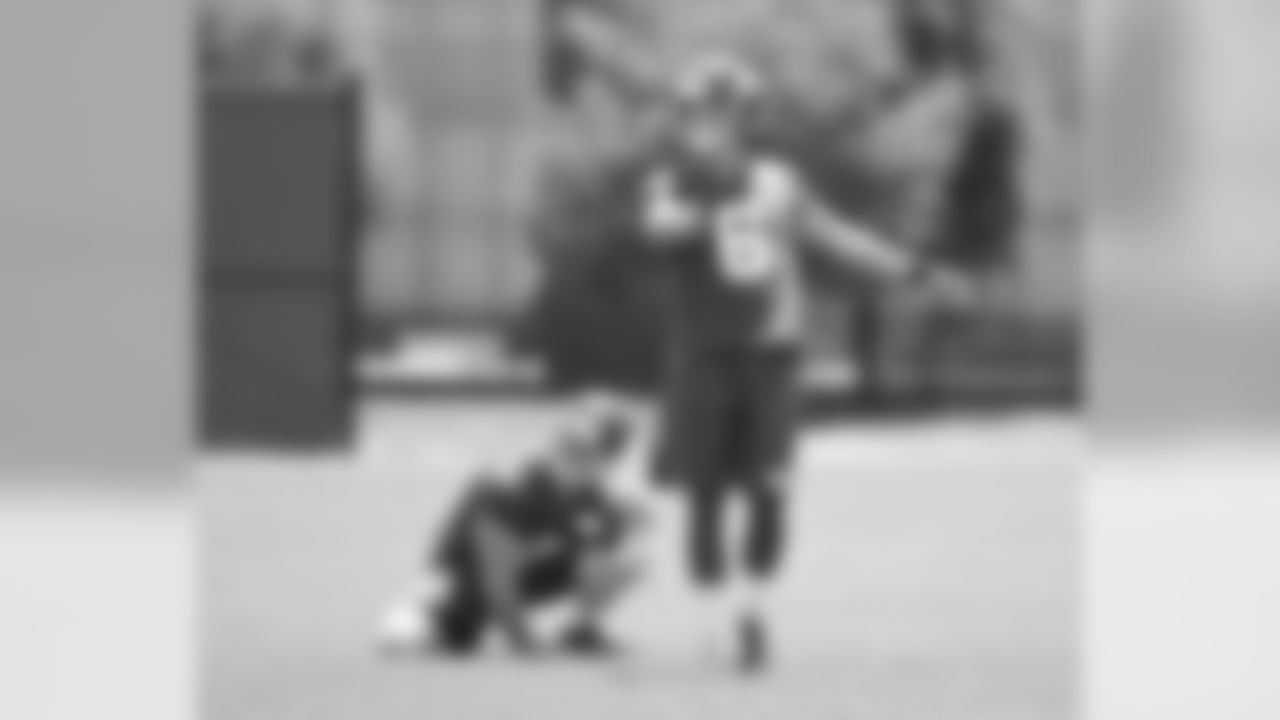Kicker Chris Boswell- signed to reserve/future list January 7th