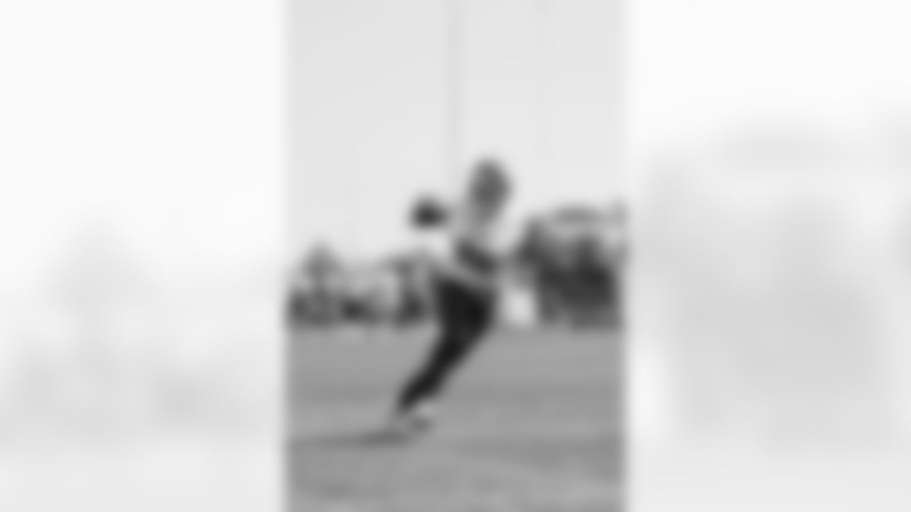 TE Chris Myarick (85)