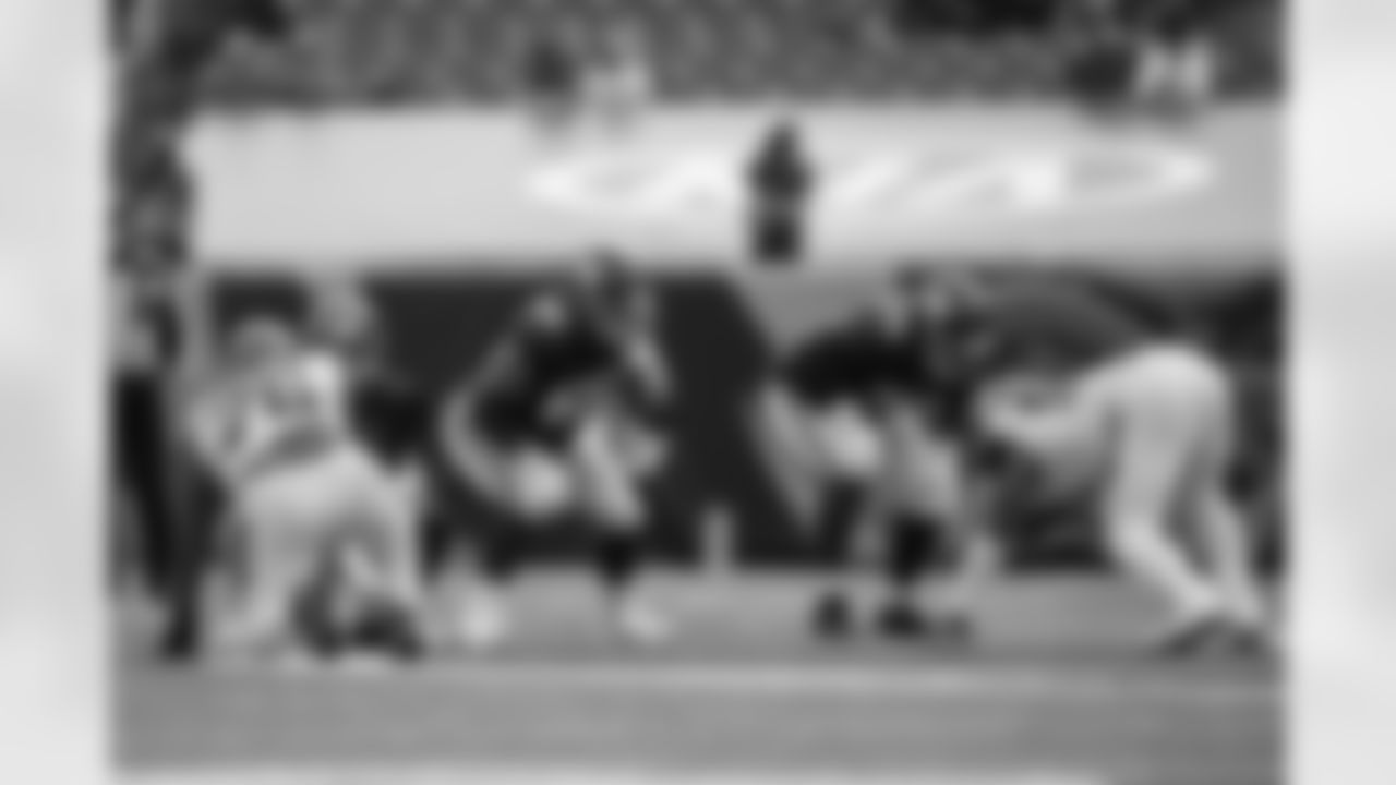 Shane Lemieux (66), Andrew Thomas (78)