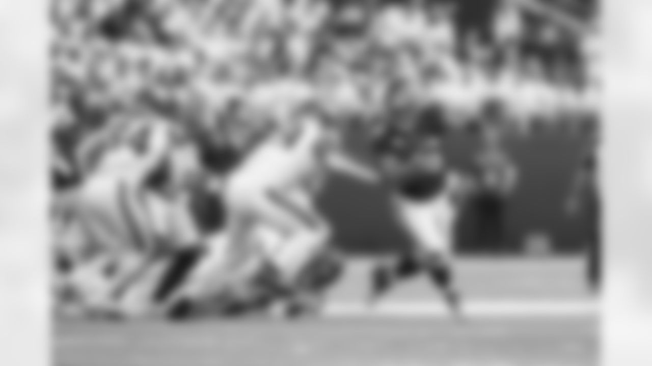 Saquon Barkley (26)