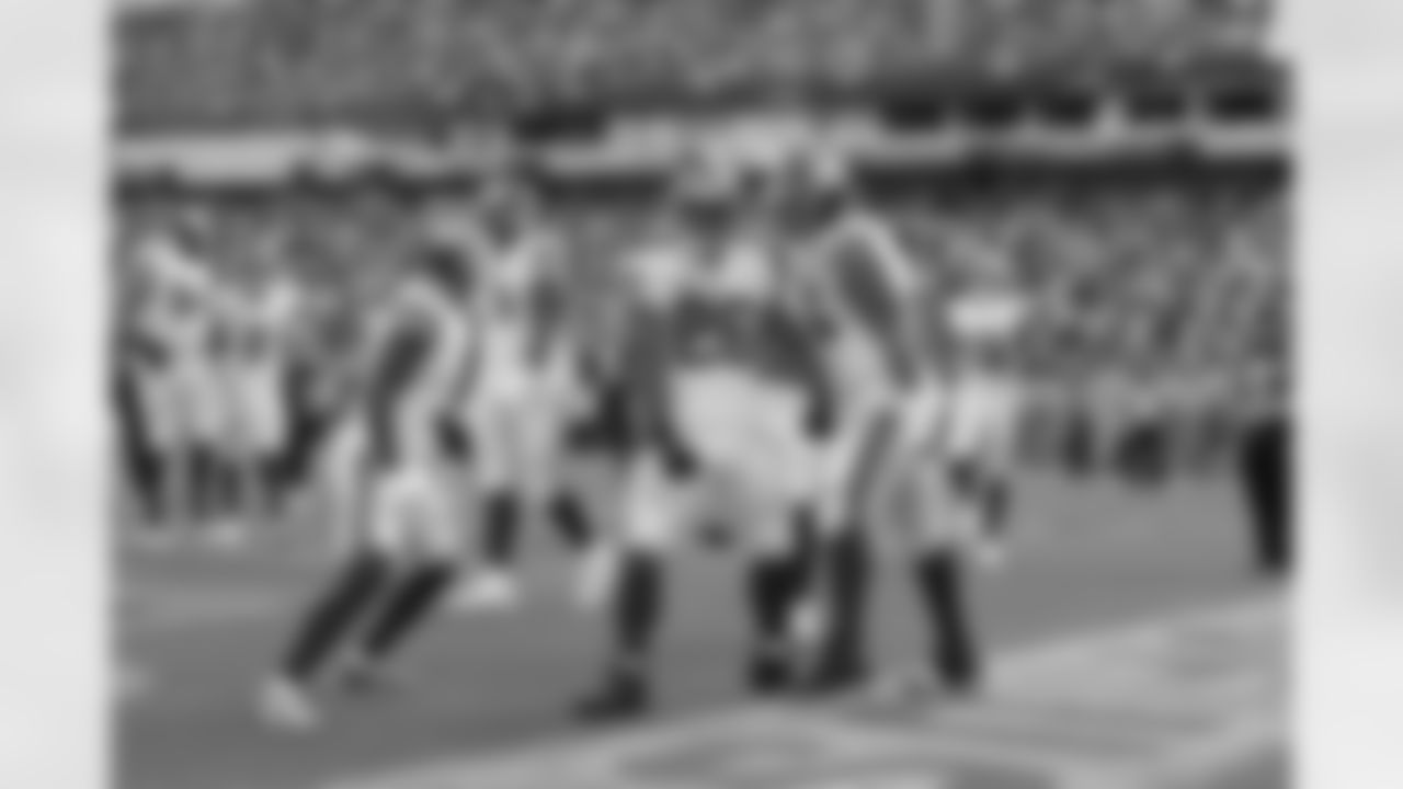 New York Giants running back Saquon Barkley (26) celebrates a touchdown run during a week 1 football game against the Tennessee Titans on Sunday September 11, 2022 in Nashville, Tennesse (Evan Pinkus/NY Giants)