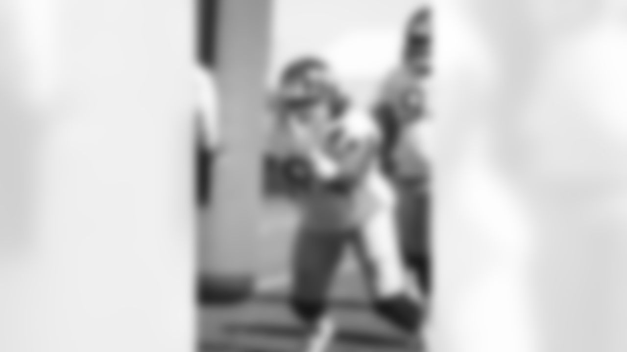 DL Leonard Williams