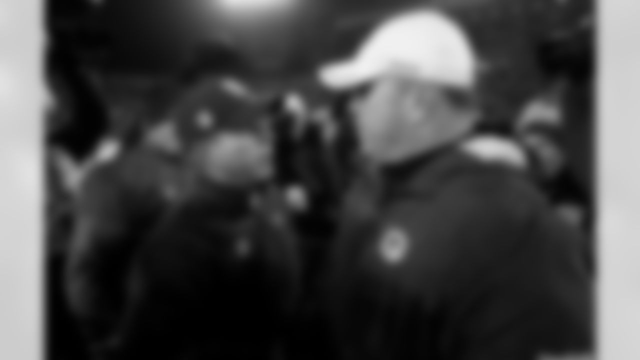 New York Giants head coach Tom Coughlin, left, is congratulated by Green Bay Packers head coach Mike McCarthy after New York defeated Green Bay, 37-20 in an NFL divisional playoff football game Sunday, Jan. 15, 2012, in Green Bay, Wis. (AP Photo/Mike Roemer)