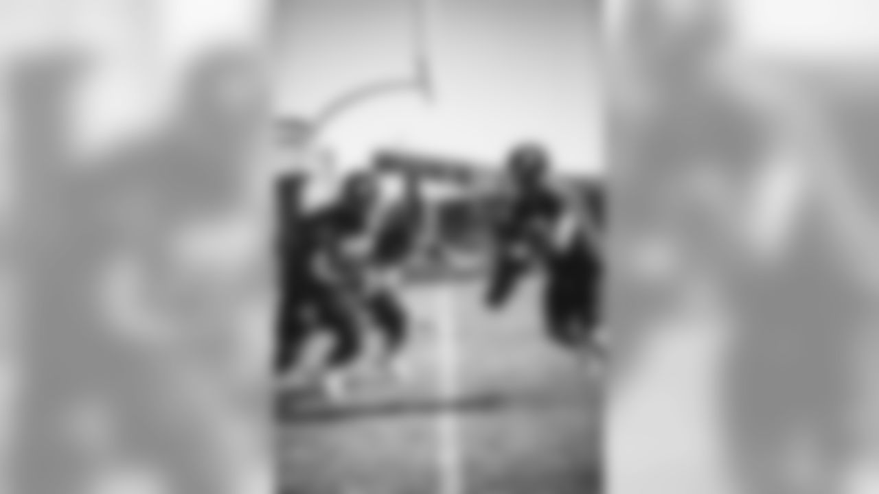 E_18_1025_GiantsPractice021