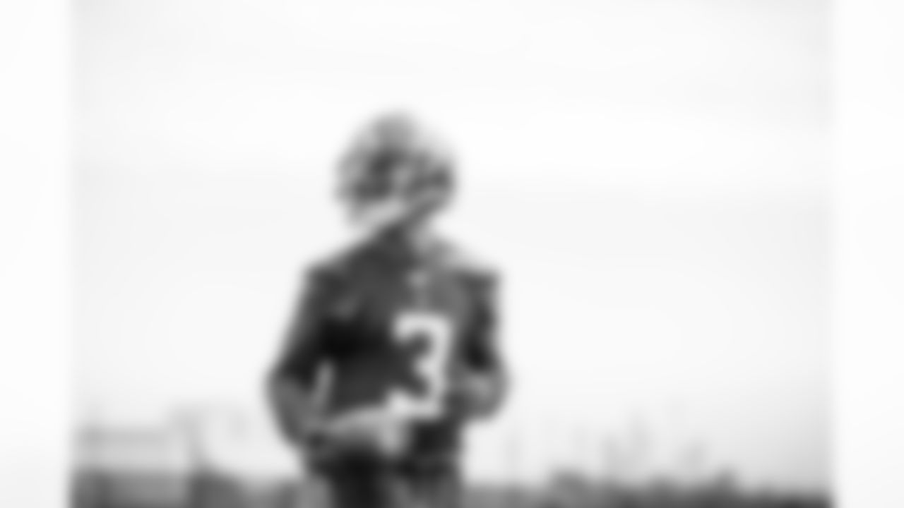 WR Sterling Shepard (3)