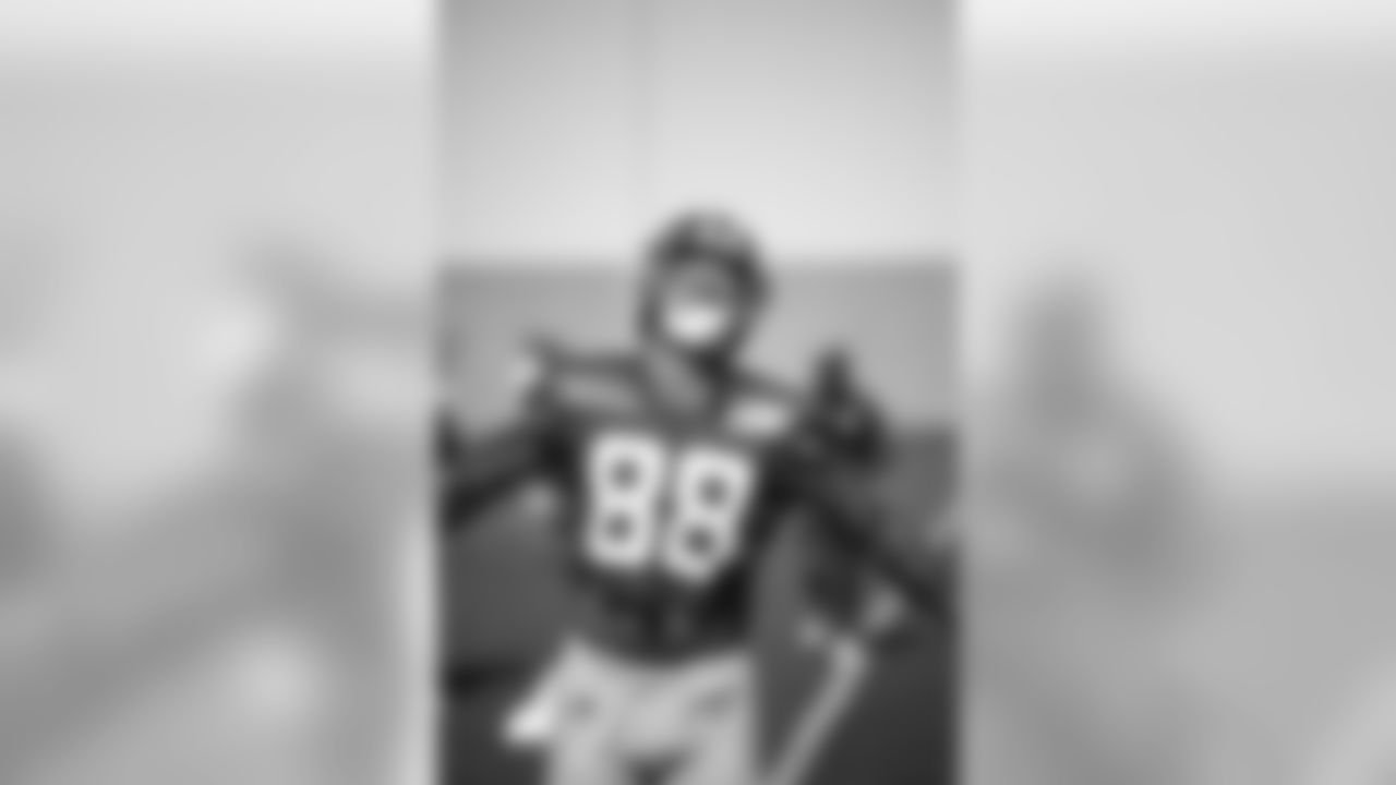 TE Evan Engram