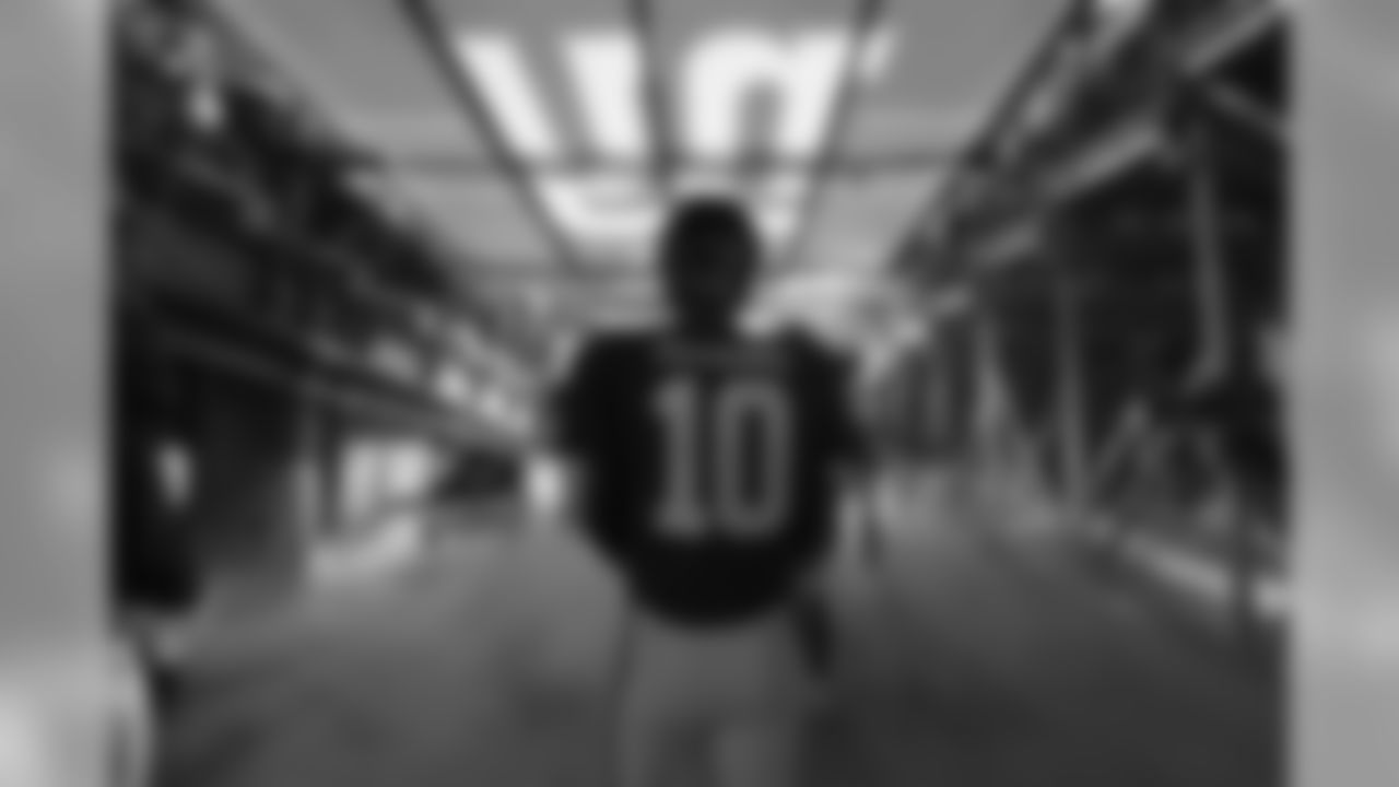 QB Eli Manning