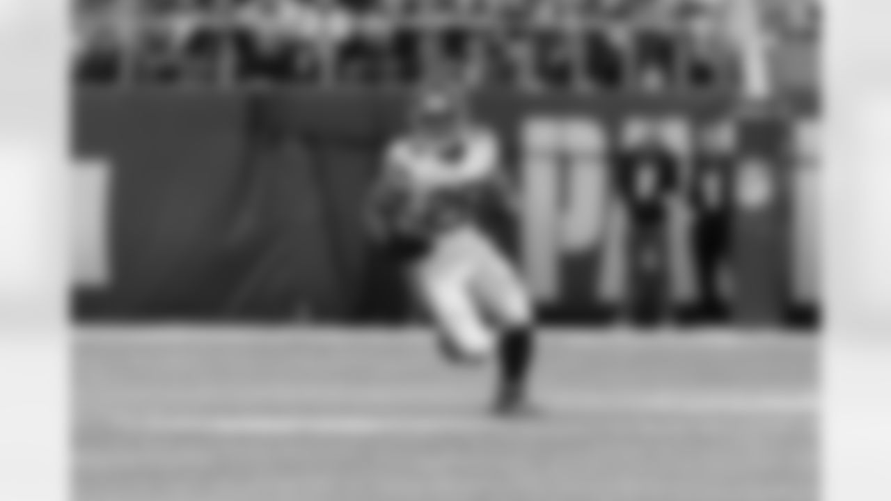 Saquon Barkley (26)