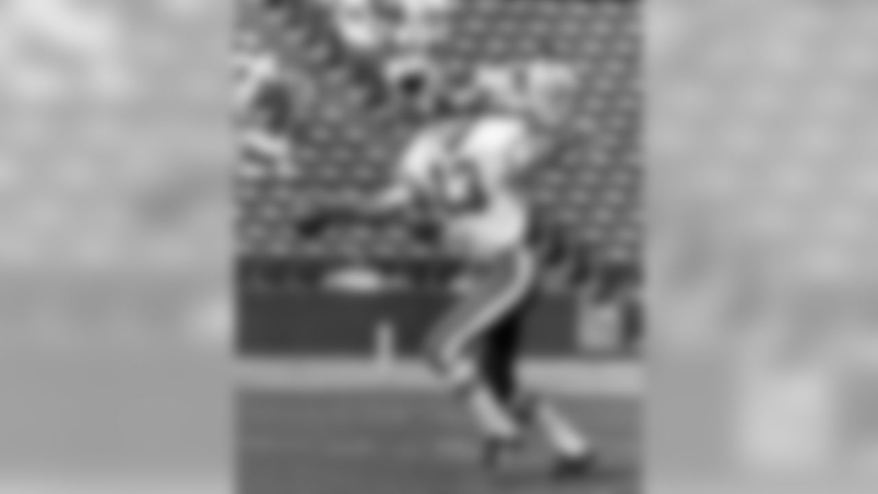 Dave Jennings was an All-Pro punter and inducted into the Giants Ring of Honor