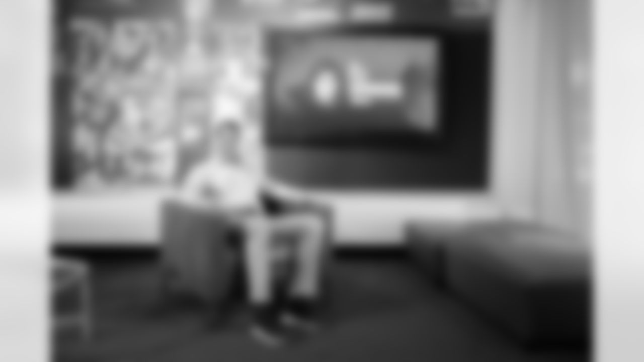 Eli Manning Show promo shoot
