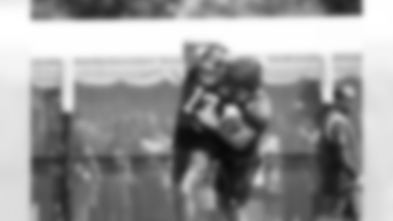 WR David Sills V (13), TE Chris Myarick (85)