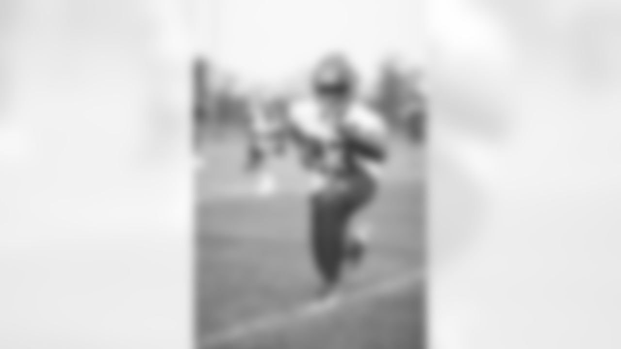 DB Dishon McNary (23)
