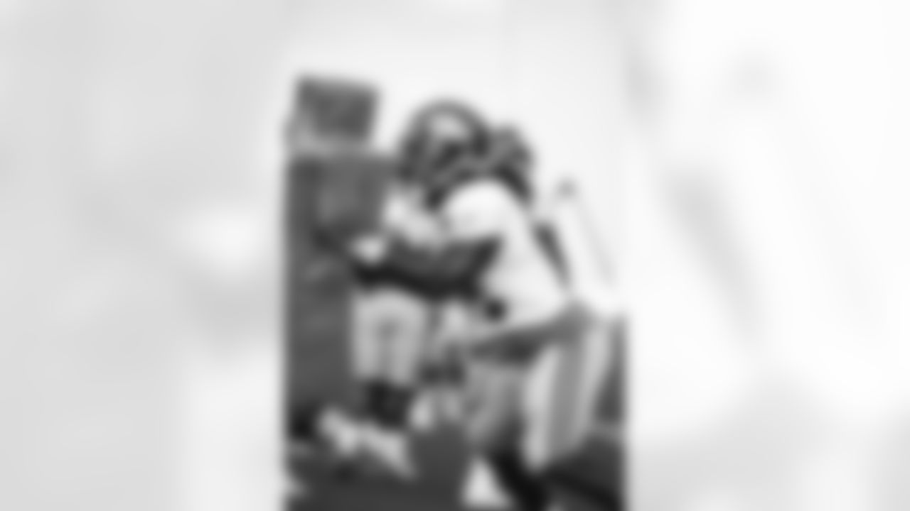 OLB Markus Golden