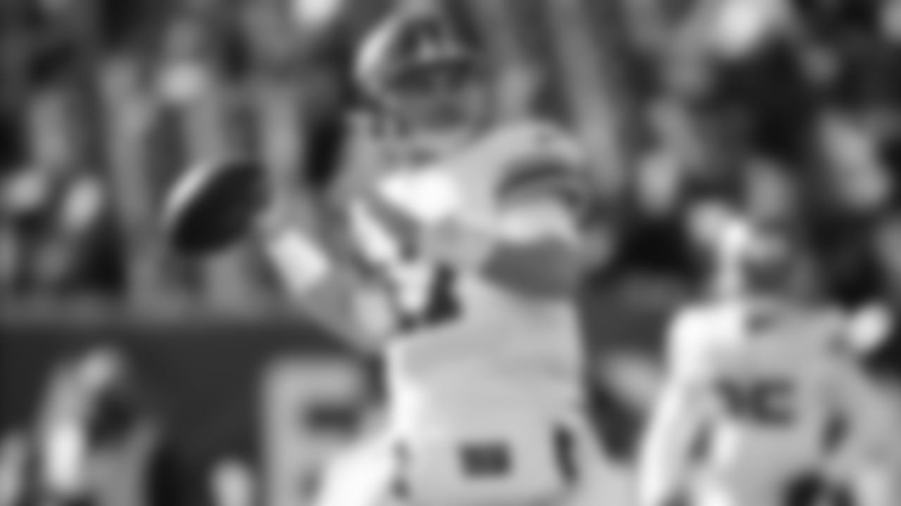 New York Giants' Jake Fromm warms up before an NFL football game against the Philadelphia Eagles, Sunday, Dec. 26, 2021, in Philadelphia. (AP Photo/Matt Rourke)