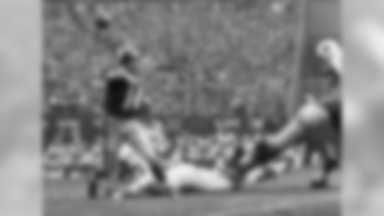 Y.A. Tittle