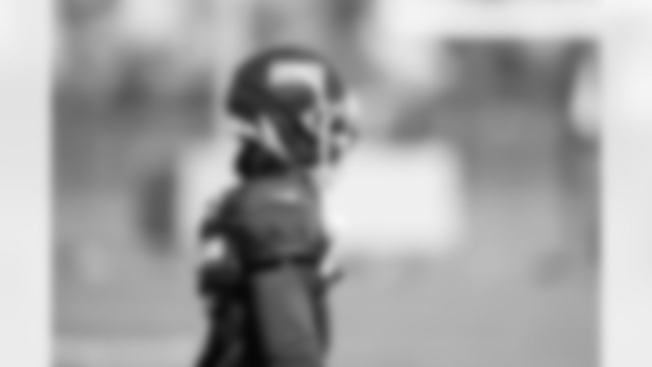 CB Deonte Banks (25)