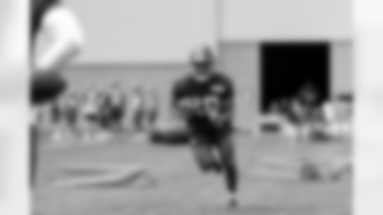 RB Haaziq Daniels (28)