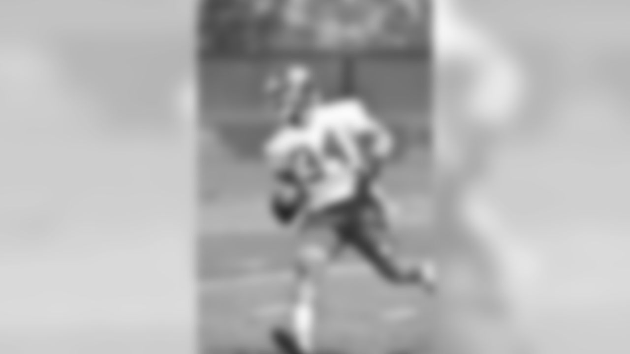 RB Shane Vereen- signed as a free agent March 11th