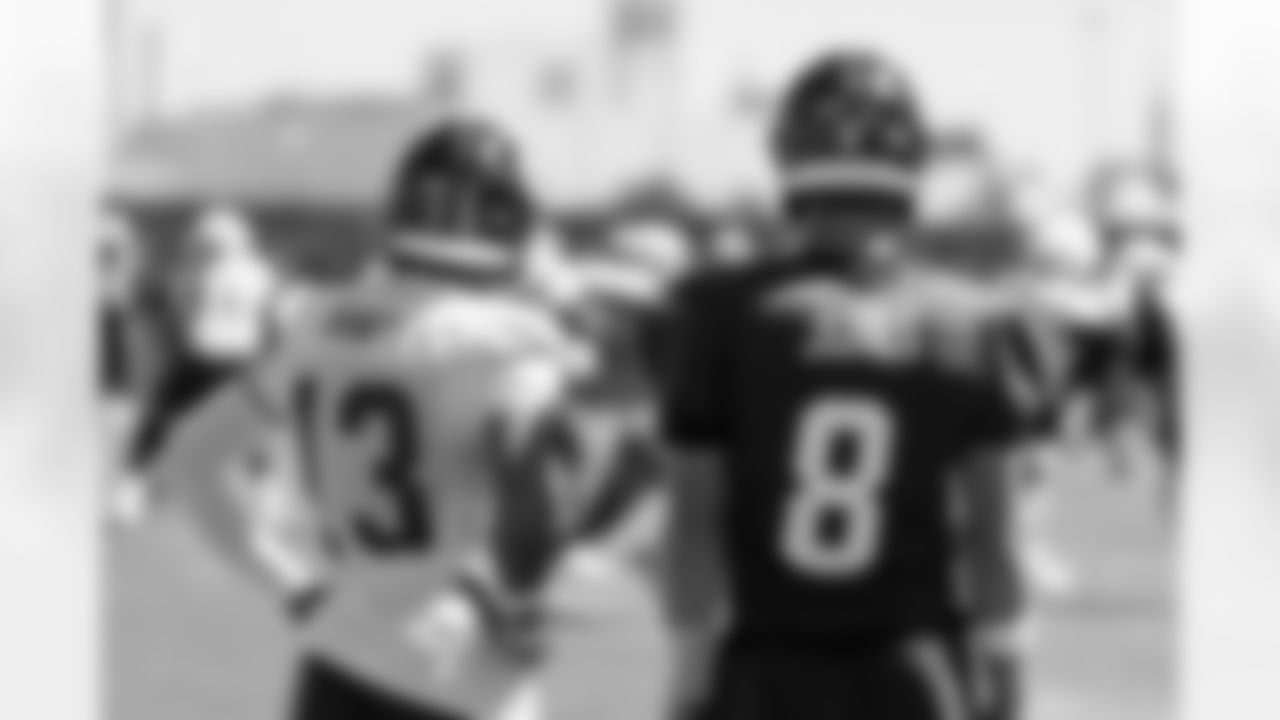 WR Jalin Hyatt (13), QB Daniel Jones (8)