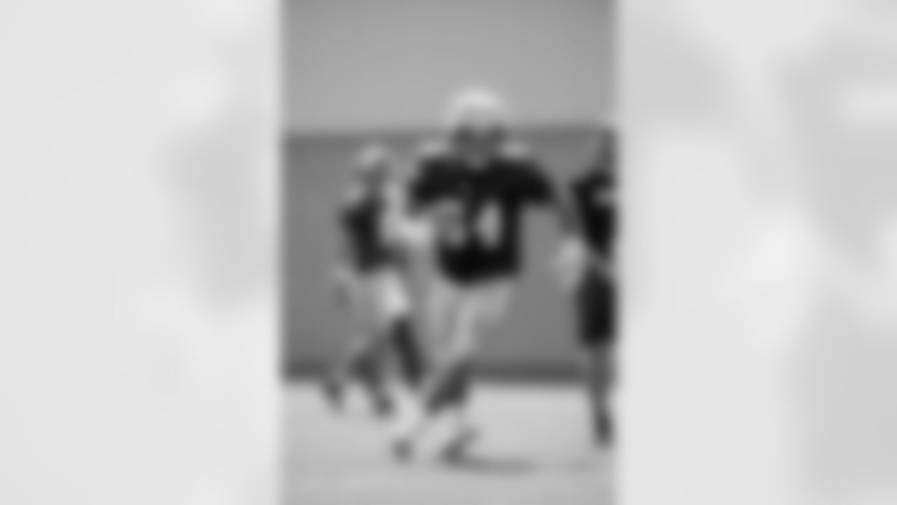 OL Mark Glowinski (64)