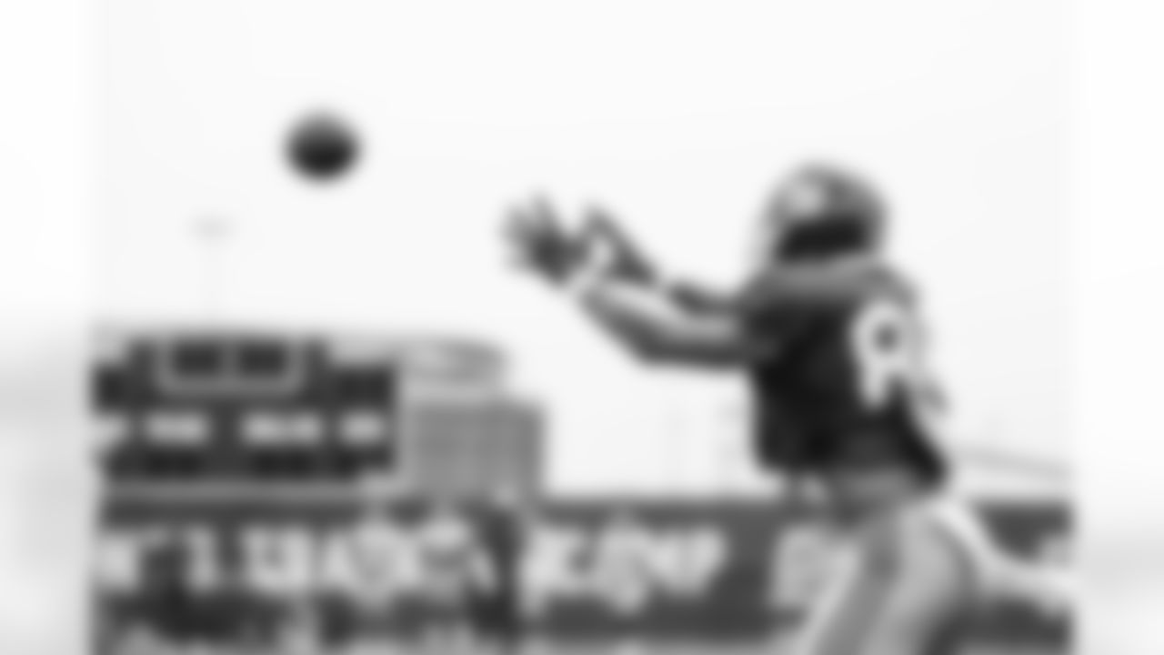 Evan Engram (88)